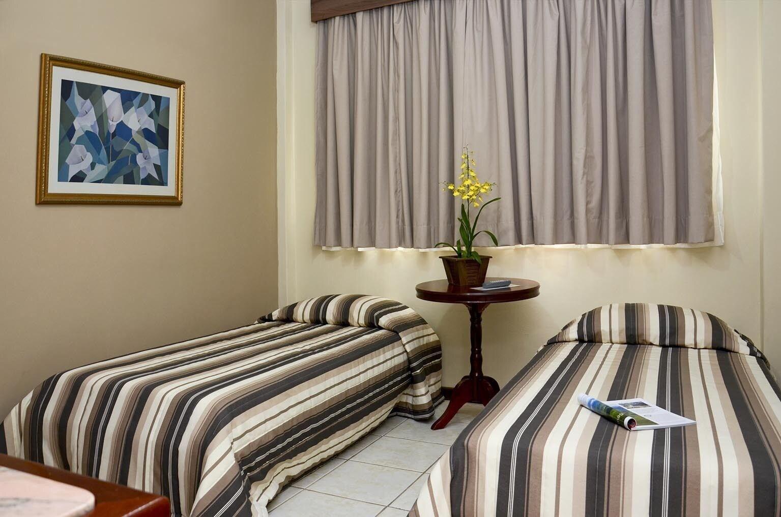 Castel Plaza Hotel Resende Extérieur photo