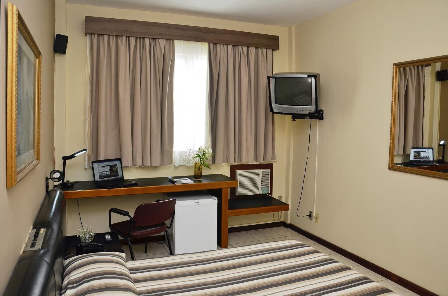 Castel Plaza Hotel Resende Extérieur photo